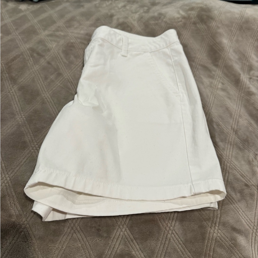 Women's White Shorts 7 inch